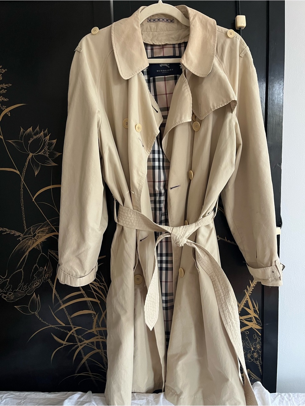 Burberry Beige Trench Coat with Classic Check Lining